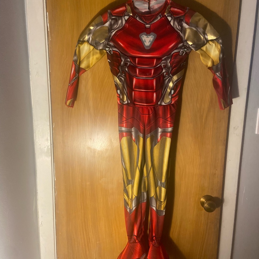 Youth Boys Marvel Ironman Iron Man Muscle Cosplay Halloween Costume -Size M